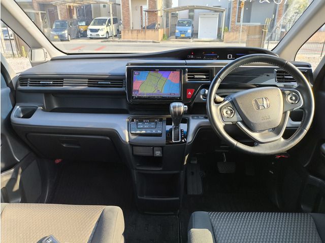 HONDA STEPWAGON SPADA 2015