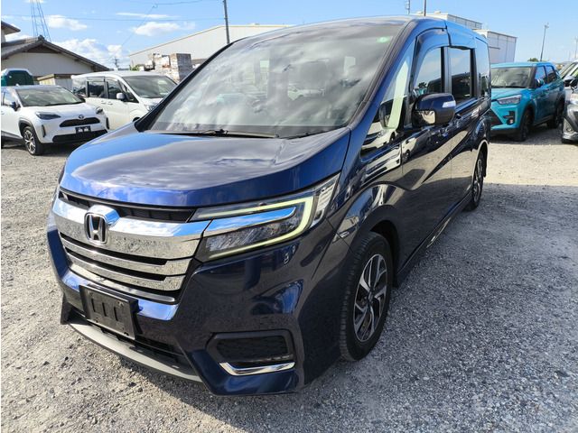 HONDA STEPWAGON SPADA 2017