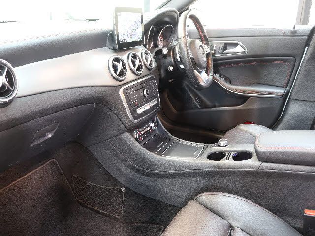 MERCEDES BENZ MERCEDES BENZ CLA class 2017