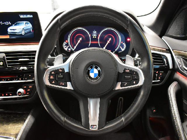 BMW BMW 5series TOURING 2018