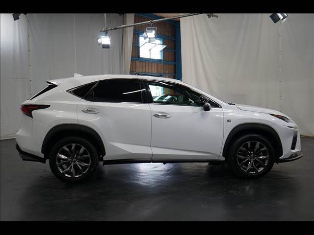TOYOTA LEXUS NX300 2017
