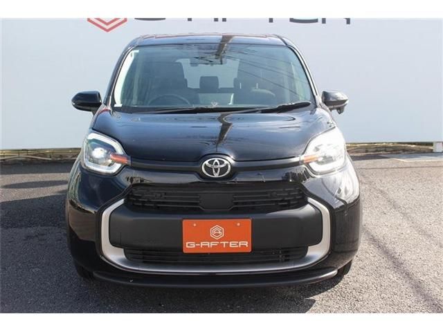 TOYOTA SIENTA HYBRID 2023