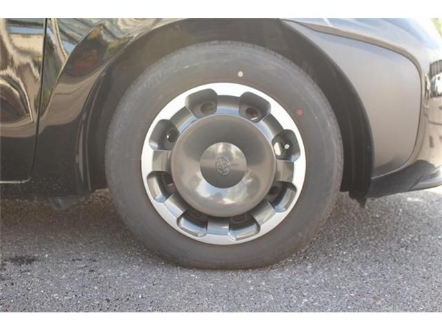 TOYOTA SIENTA HYBRID 2023