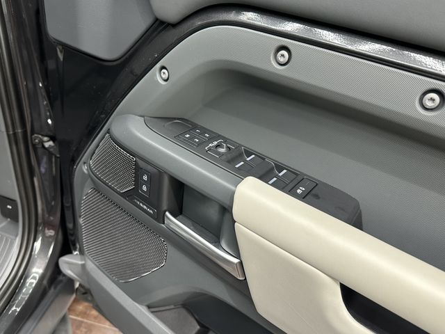 ROVER ROVER DEFENDER 2023