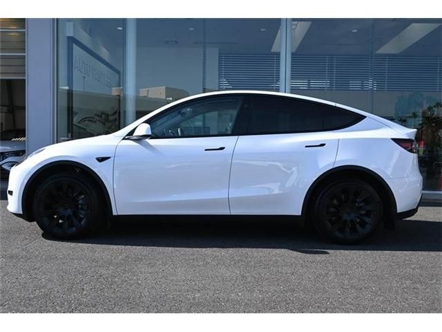 TESLA TESLA MODEL Y 2025