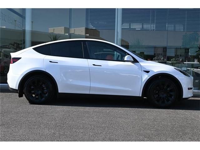 TESLA TESLA MODEL Y 2025