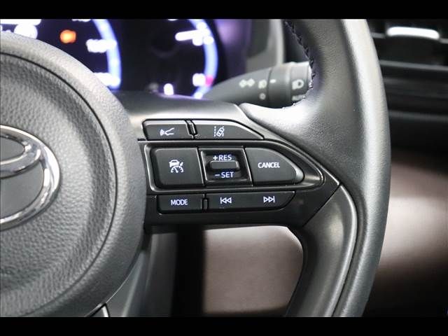 TOYOTA YARIS CROSS HYBRID 2021