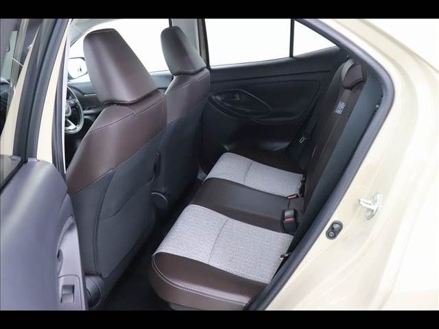 TOYOTA YARIS CROSS HYBRID 2021