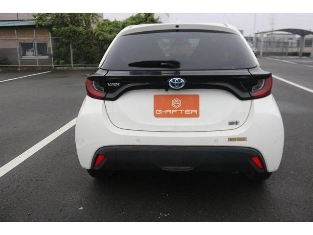 TOYOTA YARIS HYBRID 2020