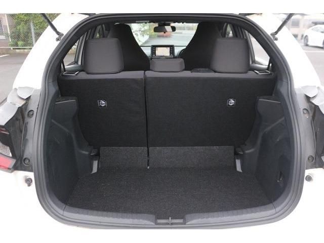 TOYOTA YARIS HYBRID 2020