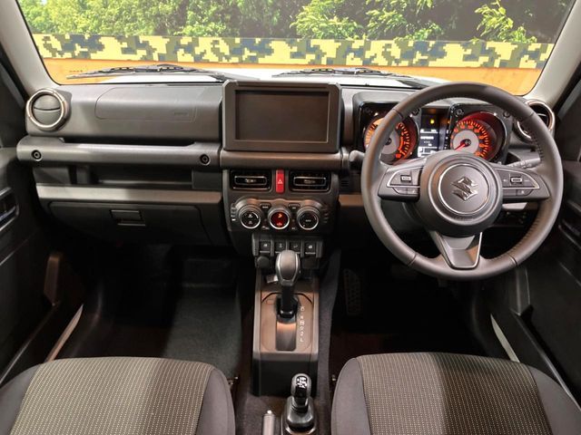 SUZUKI JIMNY NOMADE 2025