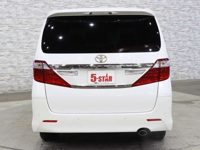 TOYOTA ALPHARD 2014