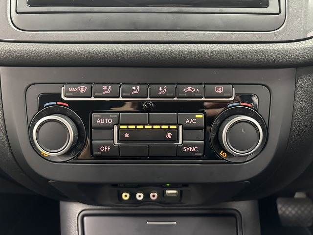 VOLKSWAGEN VOLKSWAGEN TIGUAN 2013