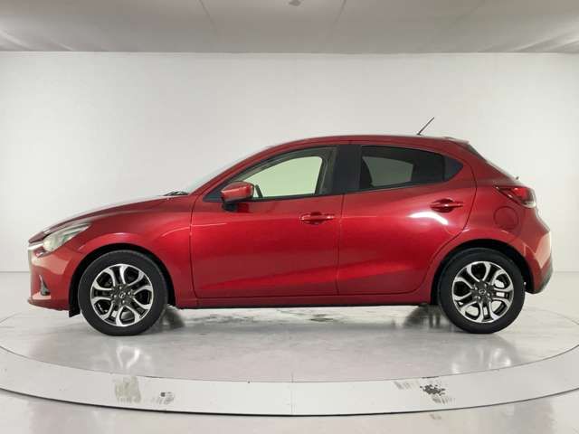 MAZDA DEMIO 2015