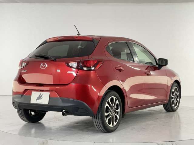 MAZDA DEMIO 2015