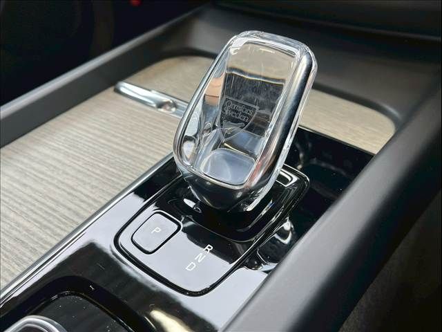 VOLVO VOLVO XC60 2020