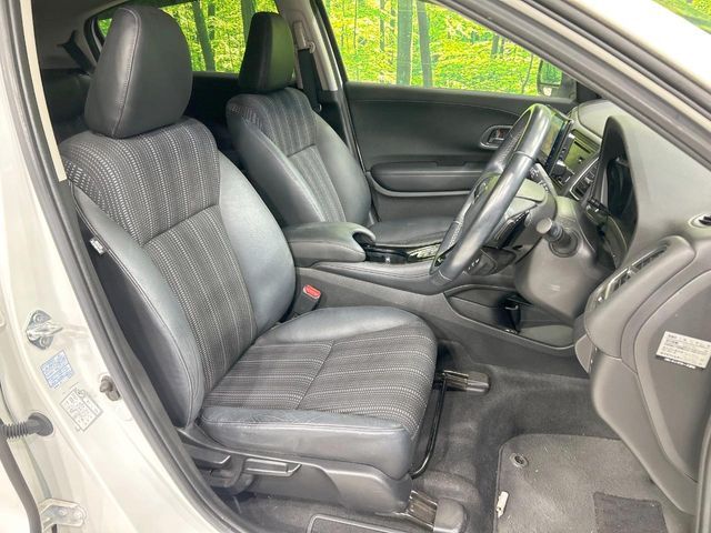 HONDA VEZEL HYBRID 2016