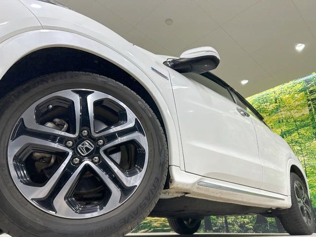 HONDA VEZEL HYBRID 2016