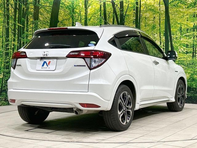 HONDA VEZEL HYBRID 2016