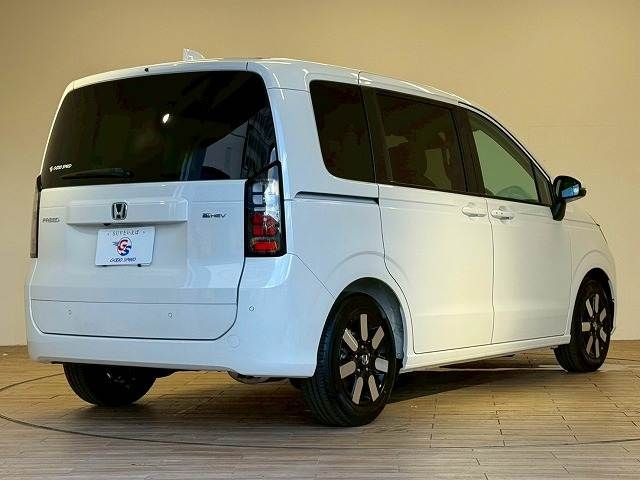 HONDA FREED e:HEV 2025