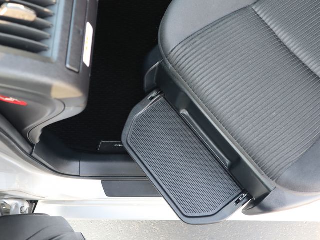 TOYOTA PRIUS Alpha 2019