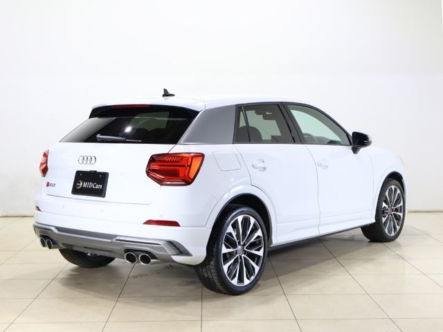 AUDI AUDI SQ2 2020