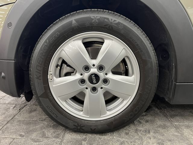 BMW MINI COOPER D 2019