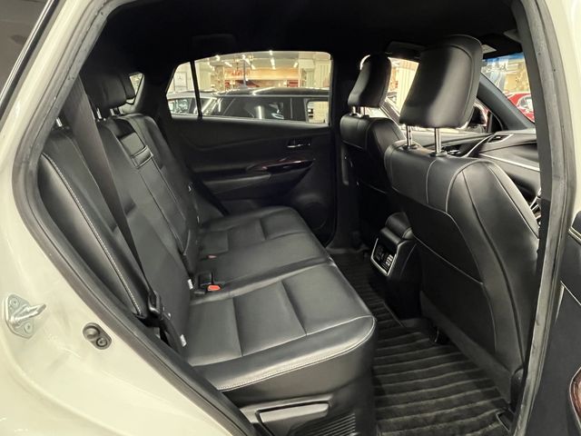 TOYOTA HARRIER 2WD 2014