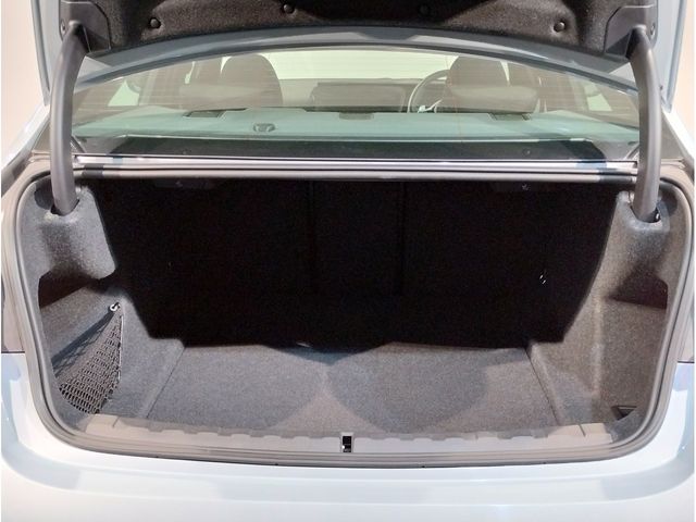 BMW BMW 3series sedan 2024