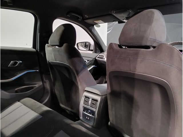 BMW BMW 3series sedan 2024