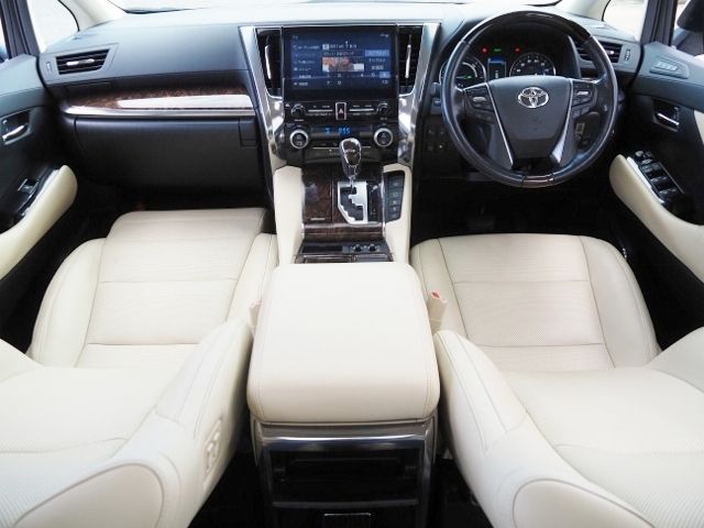 TOYOTA ALPHARD hybrid 4WD 2021