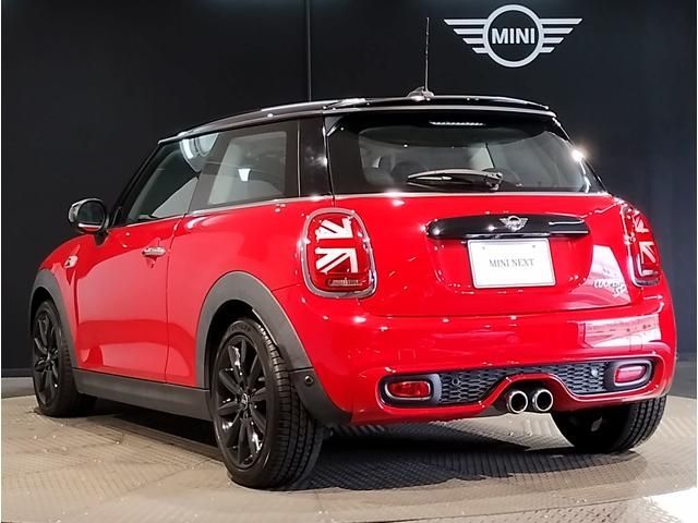 BMW MINI COOPER SD 2020