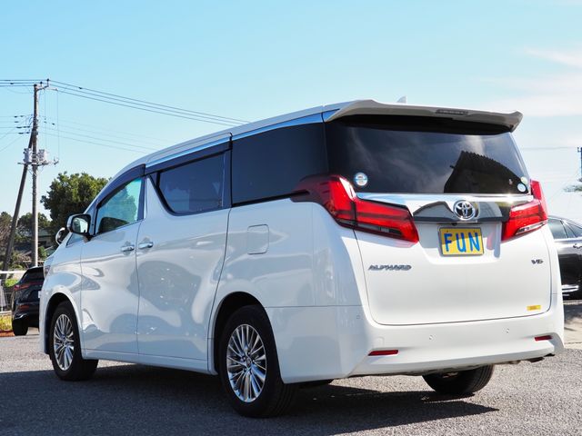 TOYOTA ALPHARD 4WD 2018
