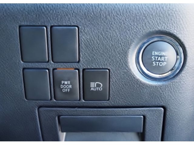 TOYOTA ALPHARD 4WD 2018