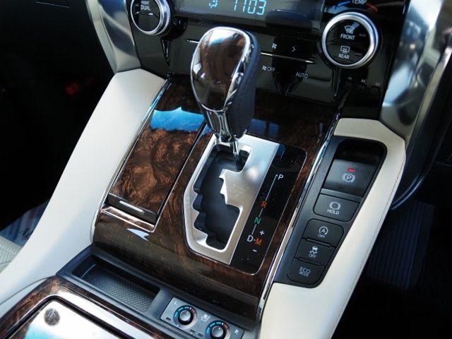 TOYOTA ALPHARD 4WD 2018