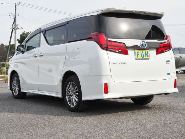 TOYOTA ALPHARD hybrid 4WD 2021