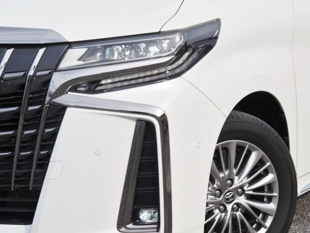 TOYOTA ALPHARD hybrid 4WD 2021