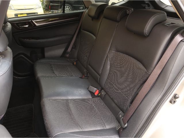 SUBARU LEGACY OUTBACK 2014