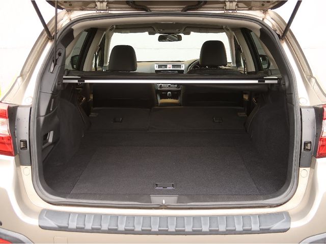 SUBARU LEGACY OUTBACK 2014