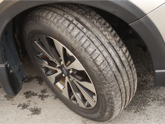 SUBARU LEGACY OUTBACK 2014