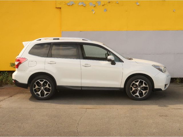 SUBARU FORESTER 2014