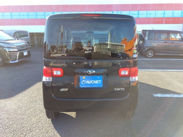 DAIHATSU TANTO 2013