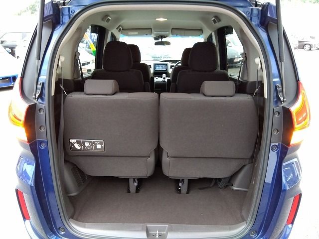 HONDA FREED HYBRID 2018