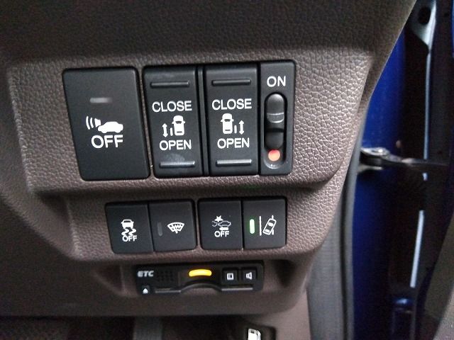 HONDA FREED HYBRID 2018