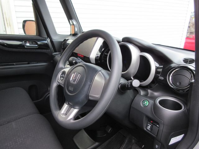 HONDA N BOX CUSTOM 2015