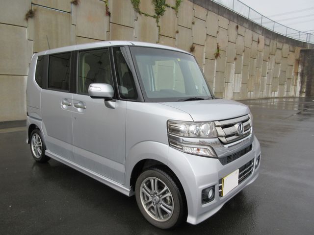 HONDA N BOX CUSTOM 2015