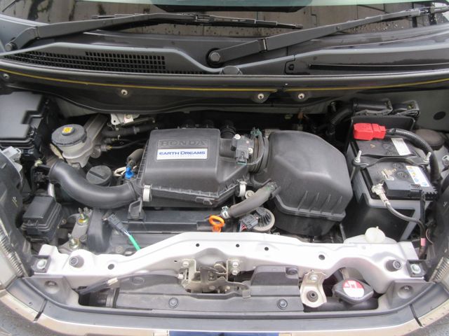 HONDA N BOX CUSTOM 2015