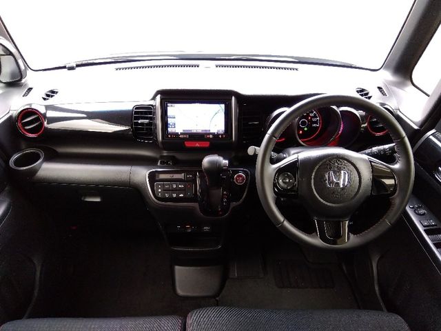 HONDA N BOX CUSTOM 2016