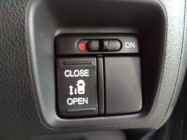 HONDA N BOX CUSTOM 2016