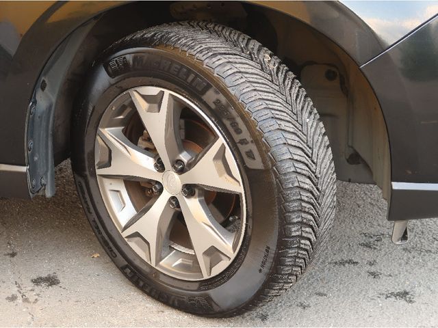 SUBARU FORESTER 2014